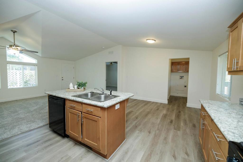 3837 Moana Way #31, Modesto, CA 95355