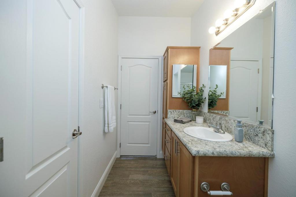 3837 Moana Way #31, Modesto, CA 95355