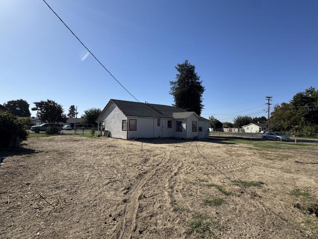 15926 Shell St, Delhi, CA 95315