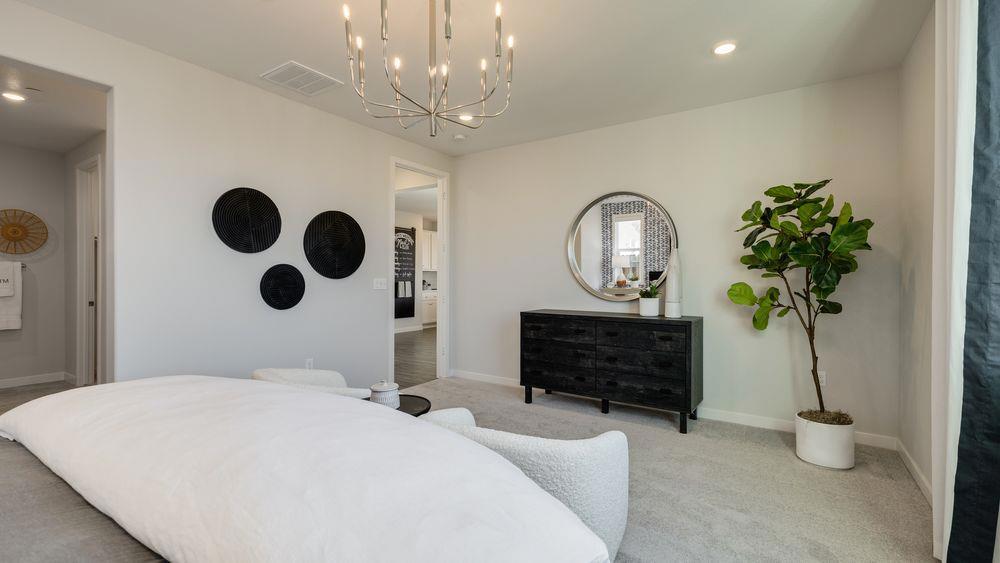 3230 Oak Trail Dr, Manteca, CA 95337