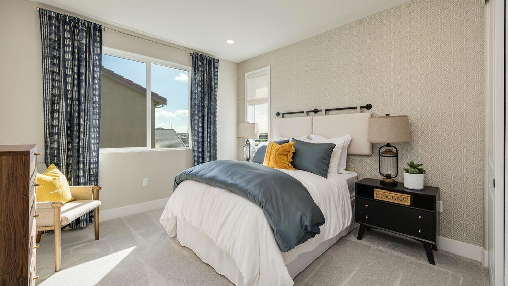 3246 Oak Trail Dr, Manteca, CA 95337