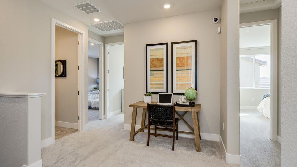 3246 Oak Trail Dr, Manteca, CA 95337