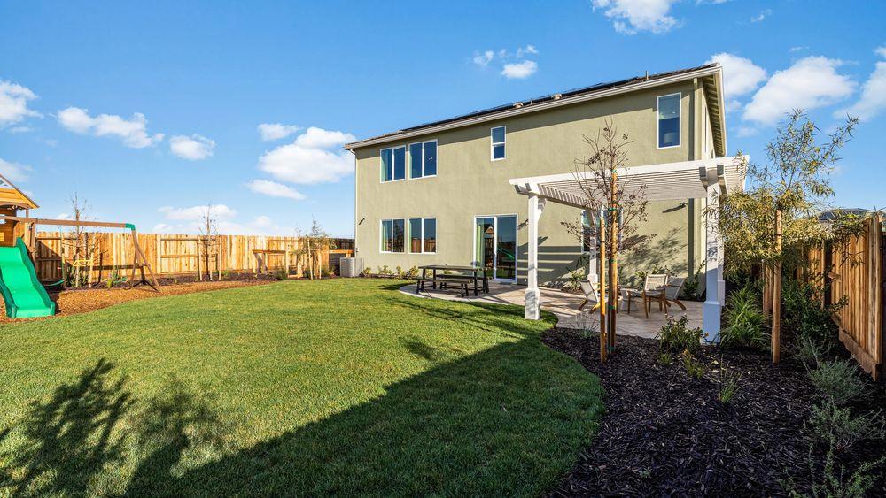 3246 Oak Trail Dr, Manteca, CA 95337