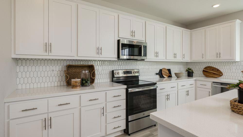 3238 Oak Trail Dr, Manteca, CA 95337