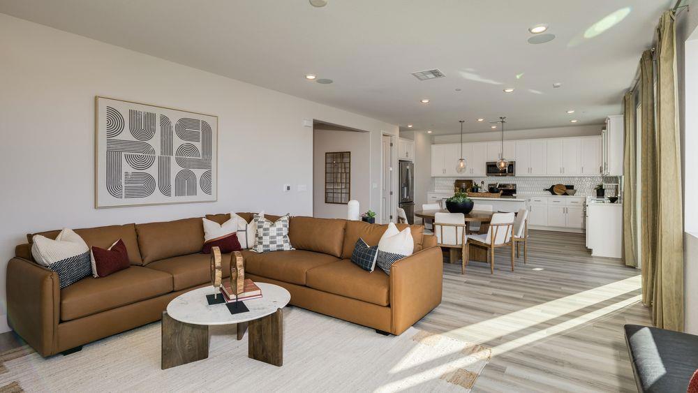 3238 Oak Trail Dr, Manteca, CA 95337