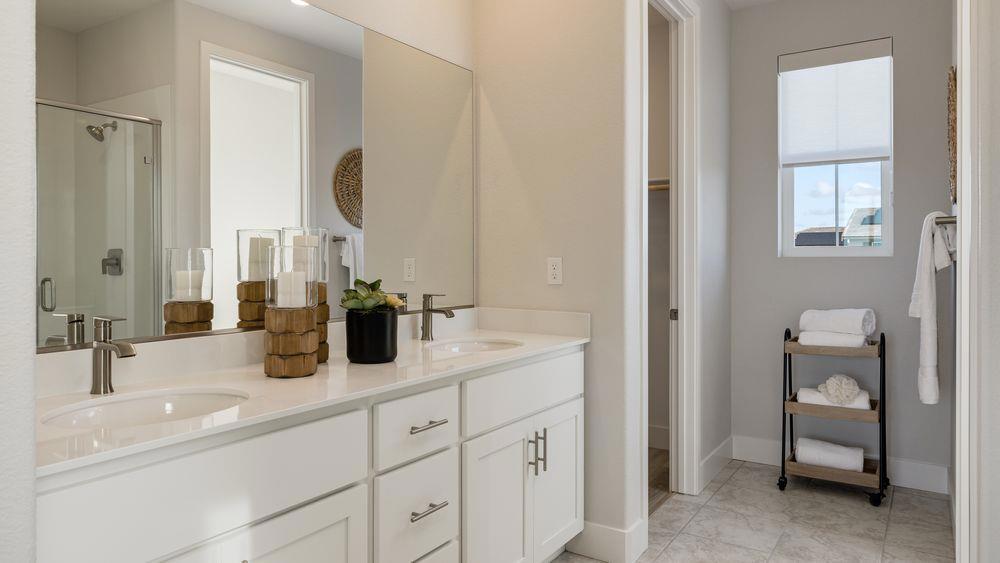 3238 Oak Trail Dr, Manteca, CA 95337