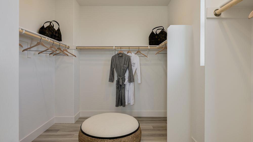 3238 Oak Trail Dr, Manteca, CA 95337