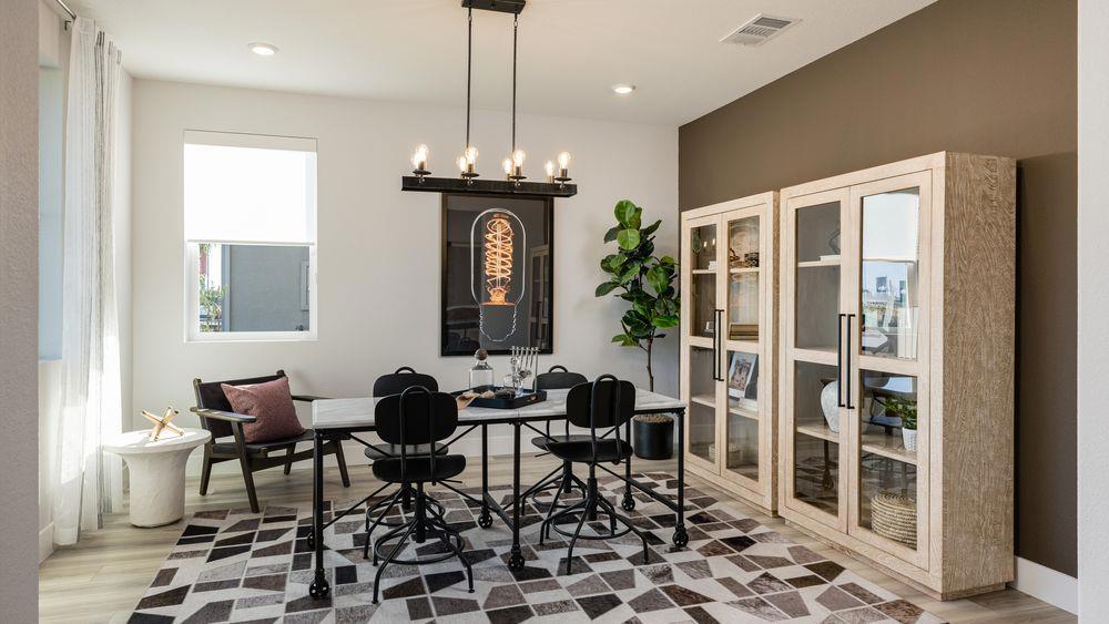 3238 Oak Trail Dr, Manteca, CA 95337