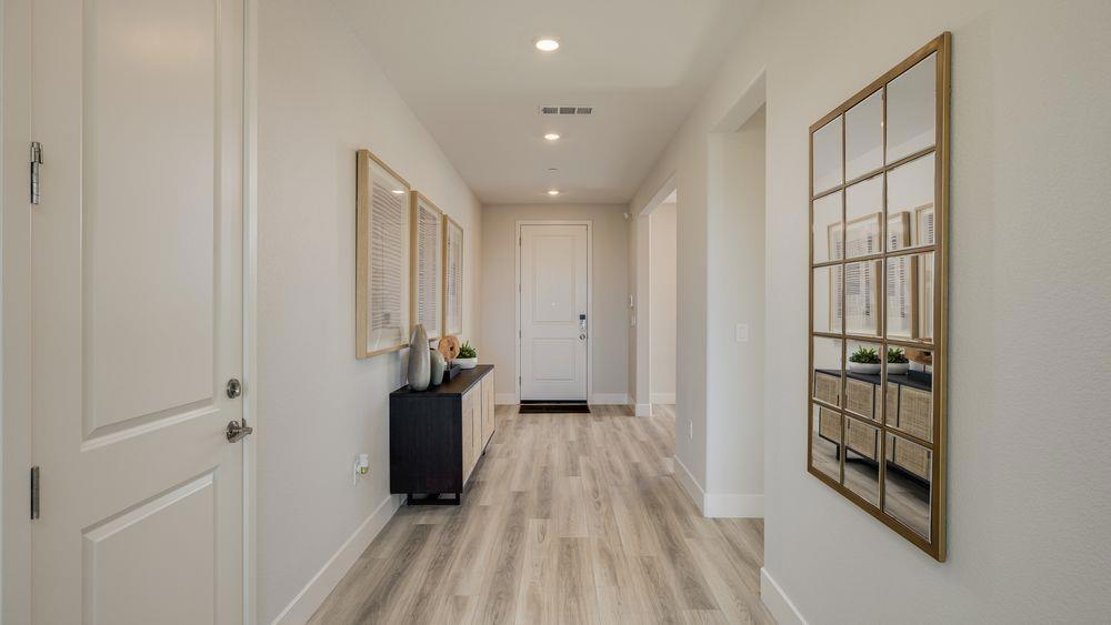 3238 Oak Trail Dr, Manteca, CA 95337