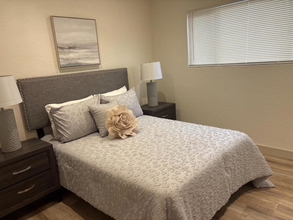 506 N Santa Monica St, Los Banos, CA 93635