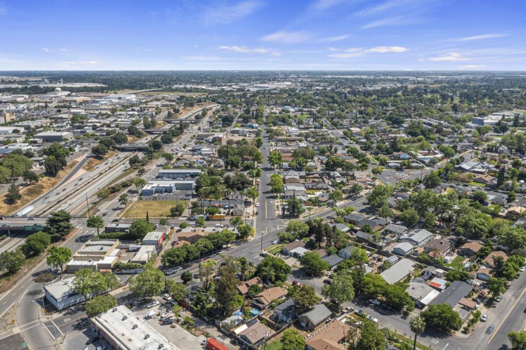 101 Maple St, Modesto, CA 95351