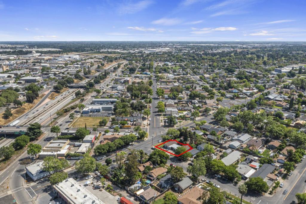 101 Maple St, Modesto, CA 95351