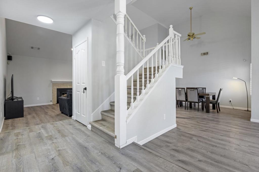 2604 Snyder Ave, Modesto, CA 95356