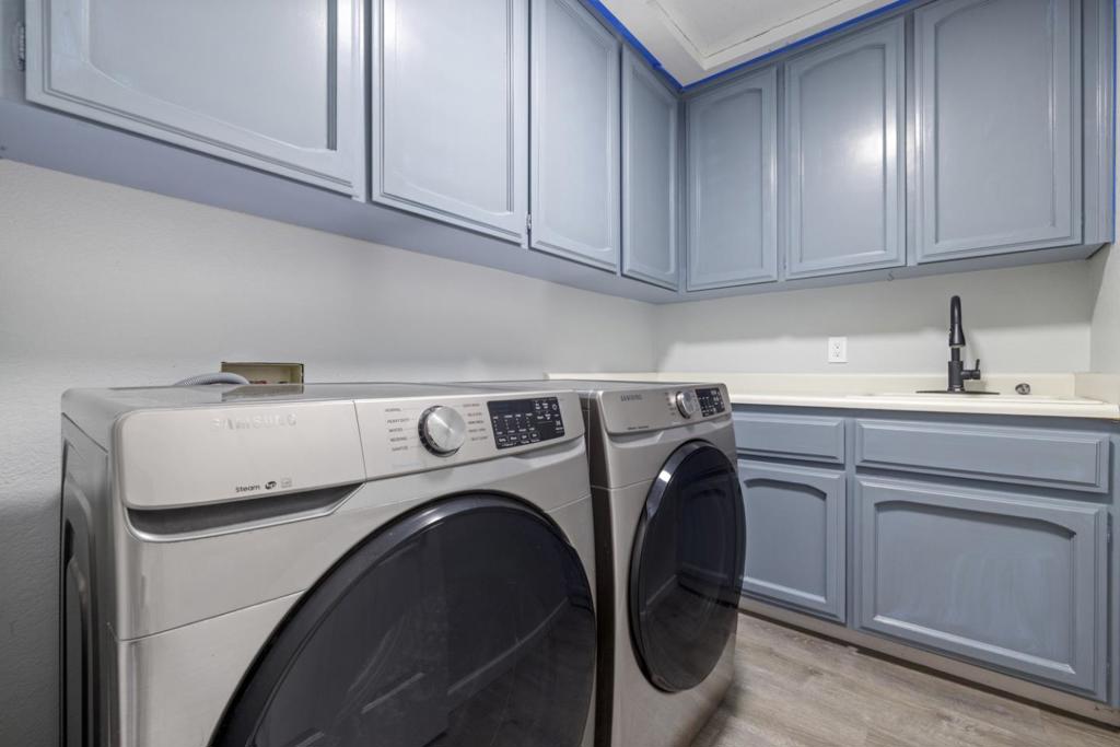 2604 Snyder Ave, Modesto, CA 95356