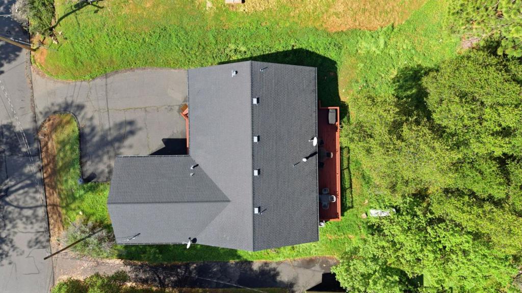 13074 Jackson Mill Dr, Groveland, CA 95321