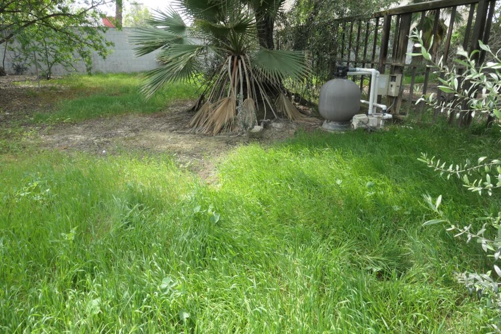 902 Mercey Springs Rd, Los Banos, CA 93635