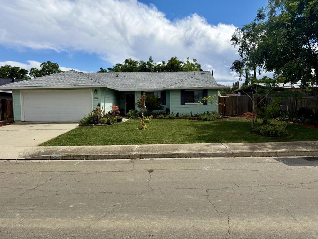 252 Finster St, Patterson, CA 95363