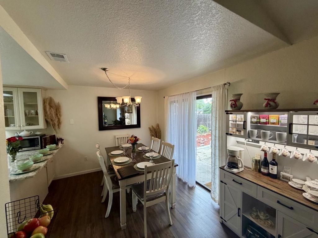 252 Finster St, Patterson, CA 95363