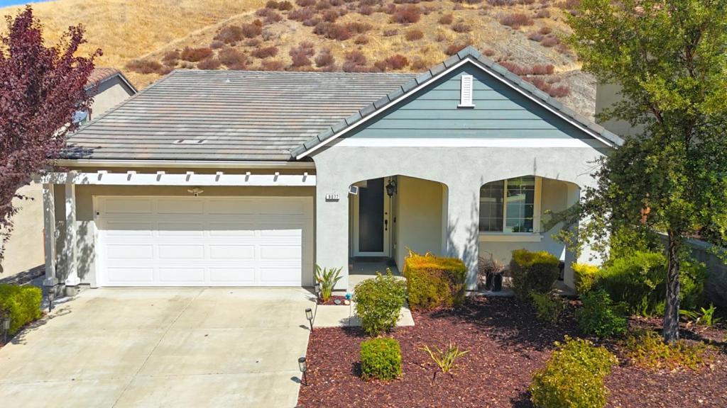 9077 Golf Canyon Drive, Patterson, CA 95363