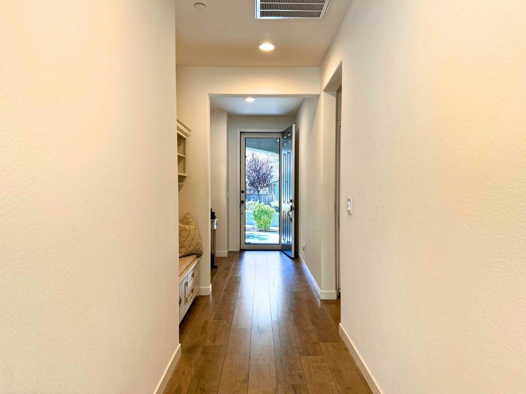 9077 Golf Canyon Drive, Patterson, CA 95363