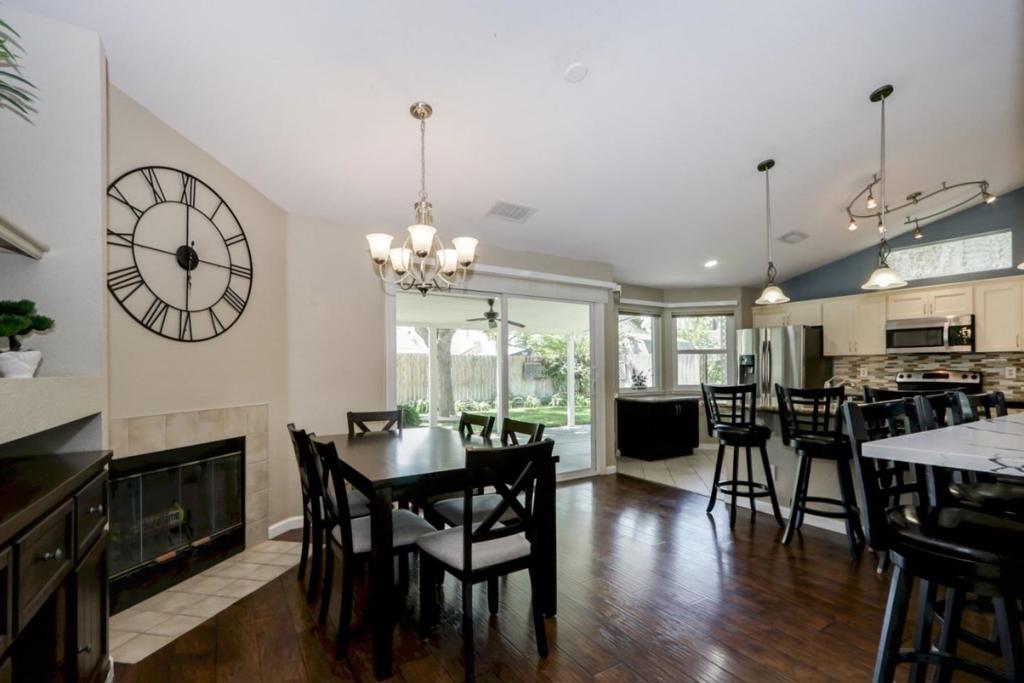 2247 Laguna Way, Los Banos, CA 93635