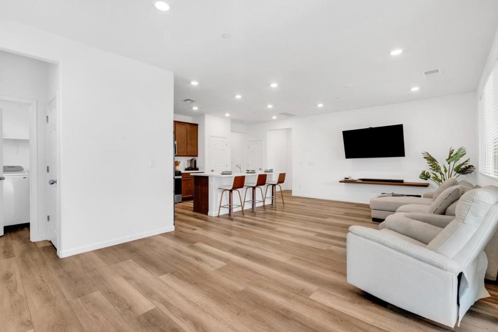 673 Dorset, Patterson, CA 95363