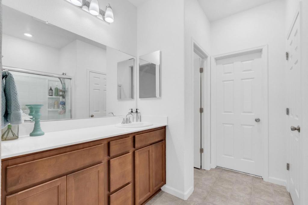 673 Dorset, Patterson, CA 95363