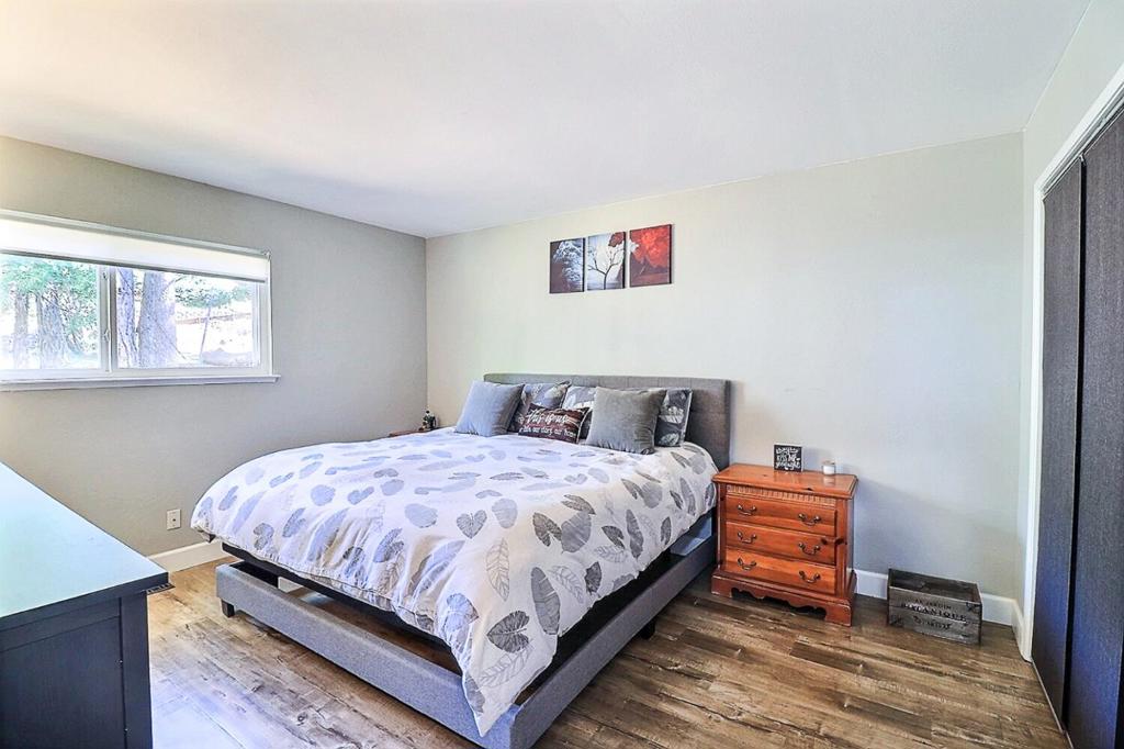 20135 Pine Mountain Dr, Groveland, CA 95321