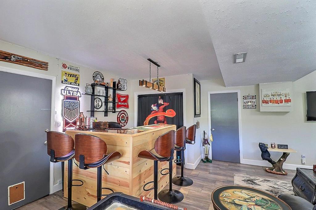 20135 Pine Mountain Dr, Groveland, CA 95321