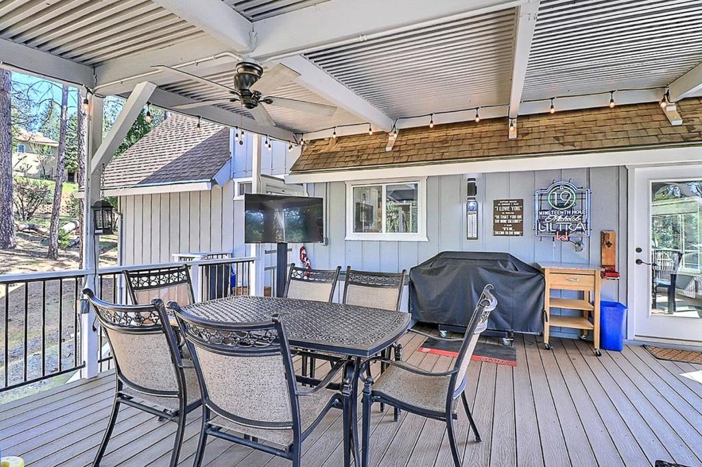 20135 Pine Mountain Dr, Groveland, CA 95321