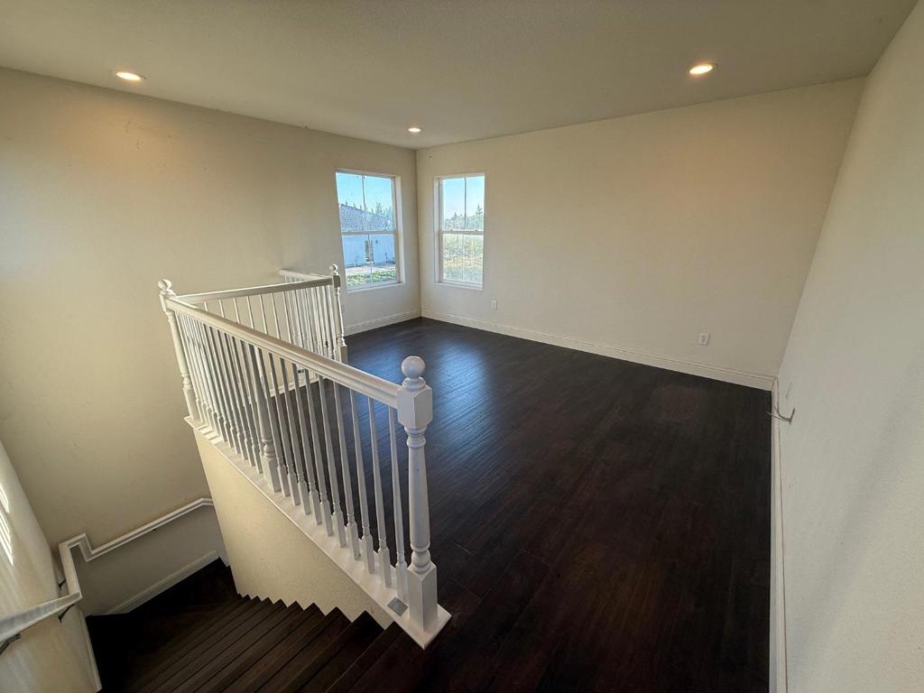 5317 Mesa Dr, Oakdale, CA 95361