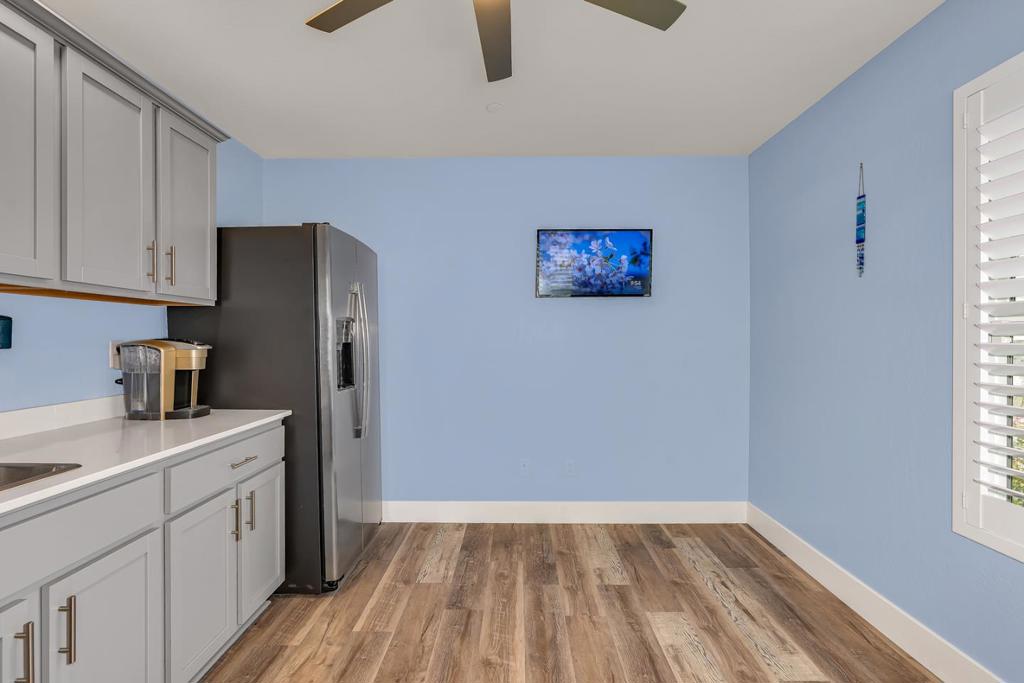 409 Sansoni St, Los Banos, CA 93635