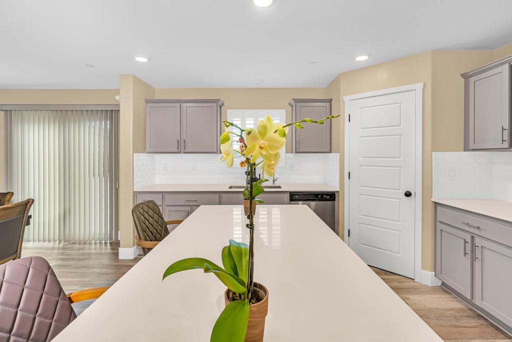 409 Sansoni St, Los Banos, CA 93635