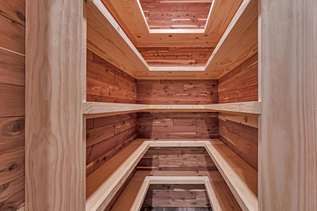 409 Sansoni St, Los Banos, CA 93635