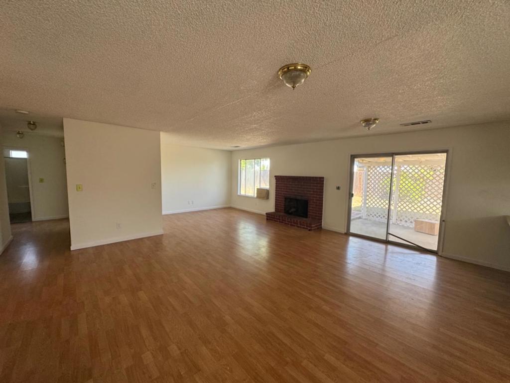 2912 Secretariat Dr, Atwater, CA 95301