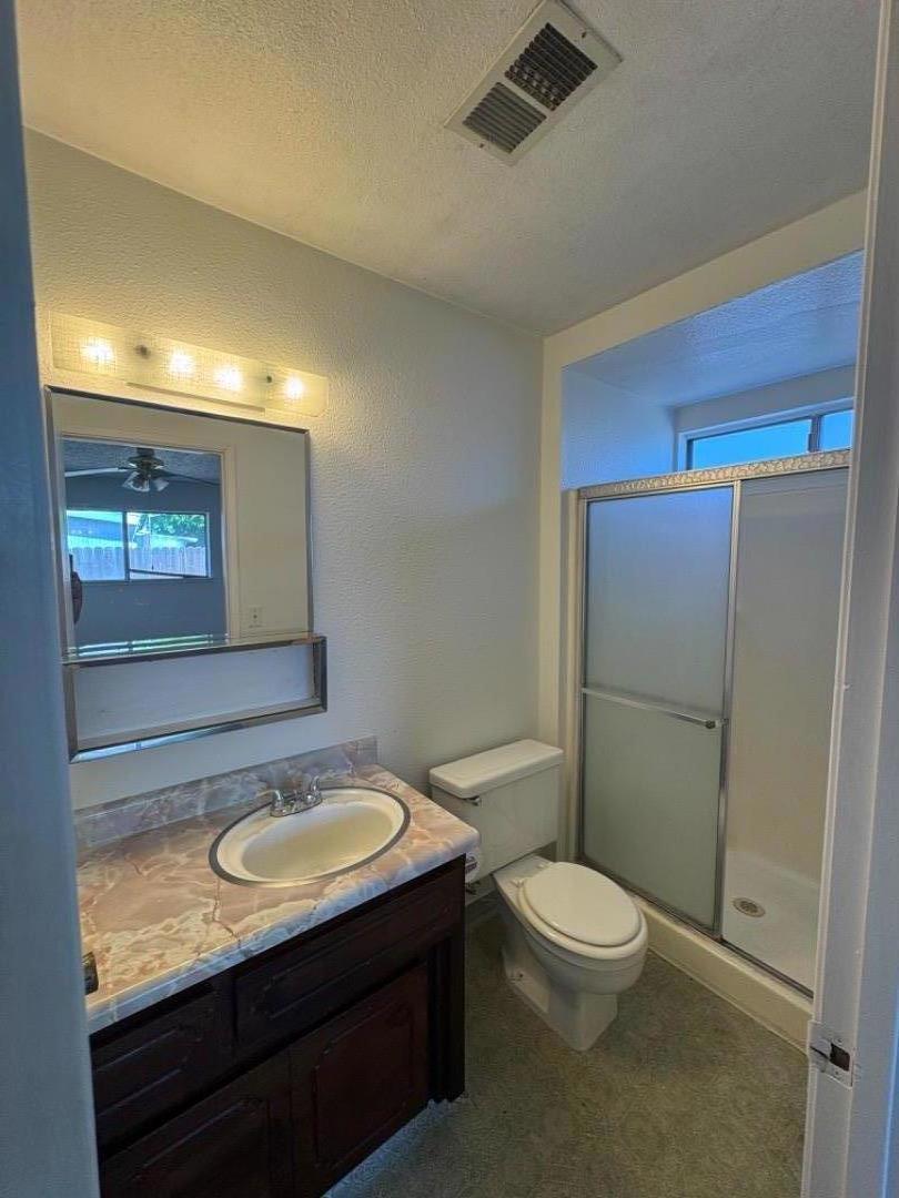 2912 Secretariat Dr, Atwater, CA 95301