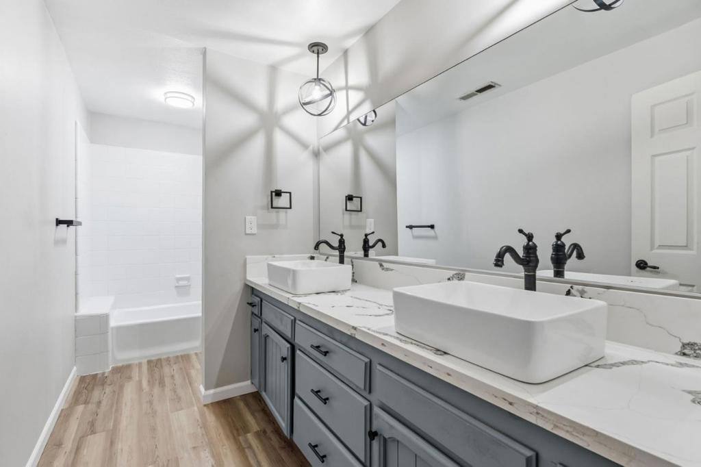 29667 Meadow Ln, Coarsegold, CA 93614