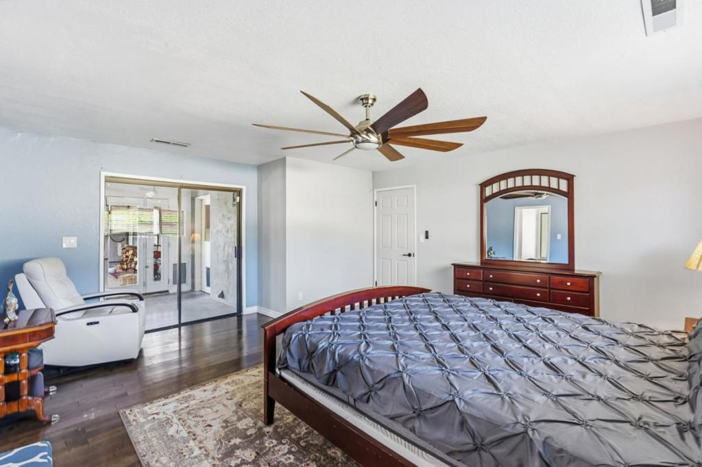 29667 Meadow Ln, Coarsegold, CA 93614