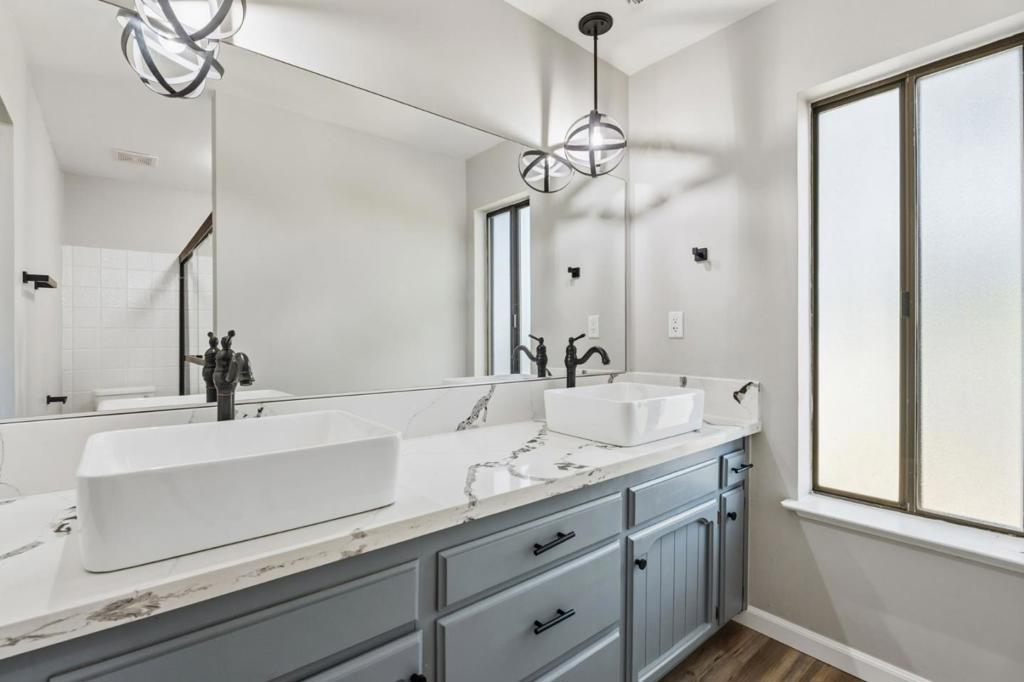 29667 Meadow Ln, Coarsegold, CA 93614