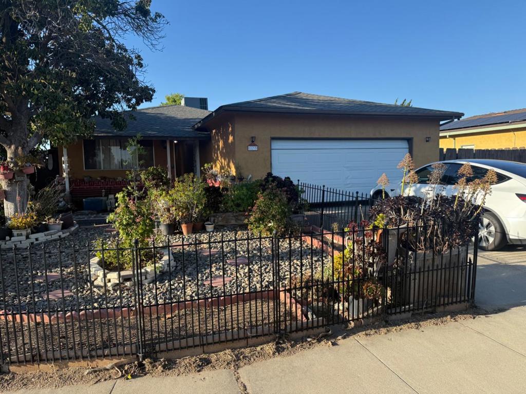 1133 Topaz Dr, Manteca, CA 95336