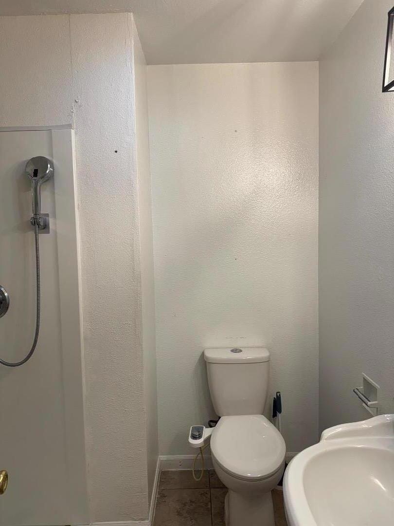 1133 Topaz Dr, Manteca, CA 95336