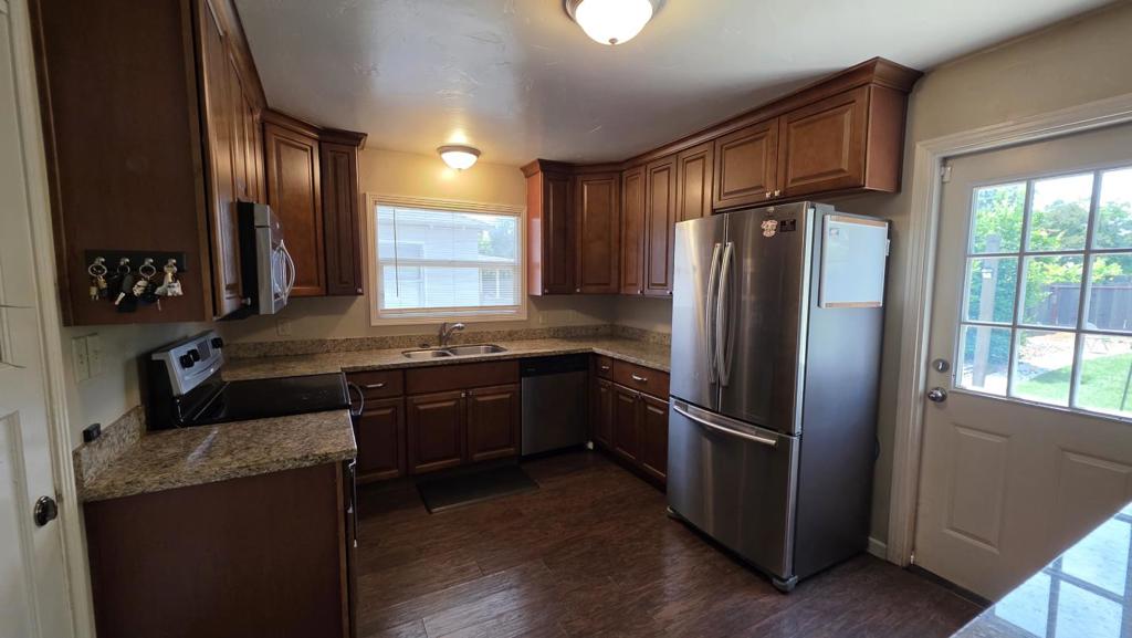 720 S Rose St, Turlock, CA 95380