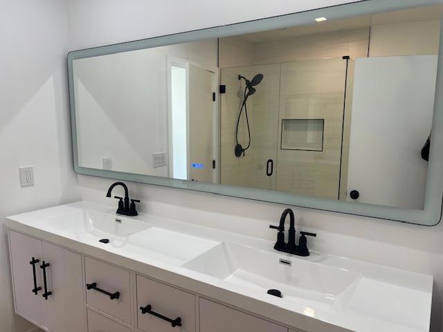 1275 N Farris Ave, Fresno, CA 93728