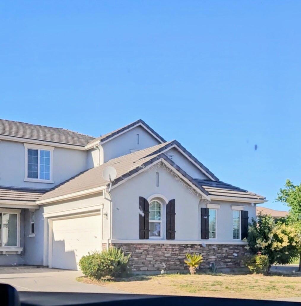 253 Lilac Ln, Livingston, CA 95334