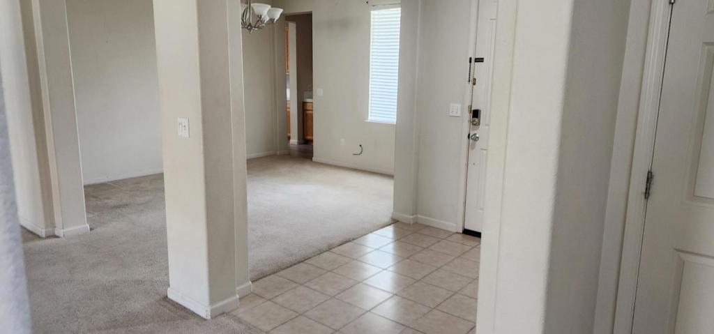 253 Lilac Ln, Livingston, CA 95334