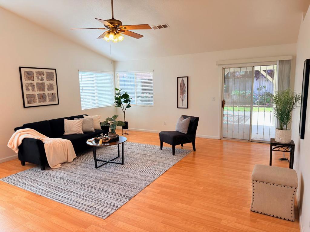 1986 Woodhaven Ct, Merced, CA 95340