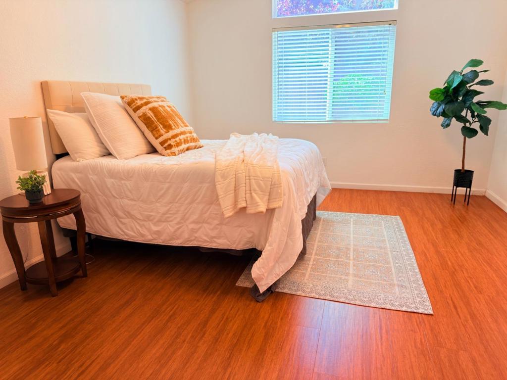 1986 Woodhaven Ct, Merced, CA 95340