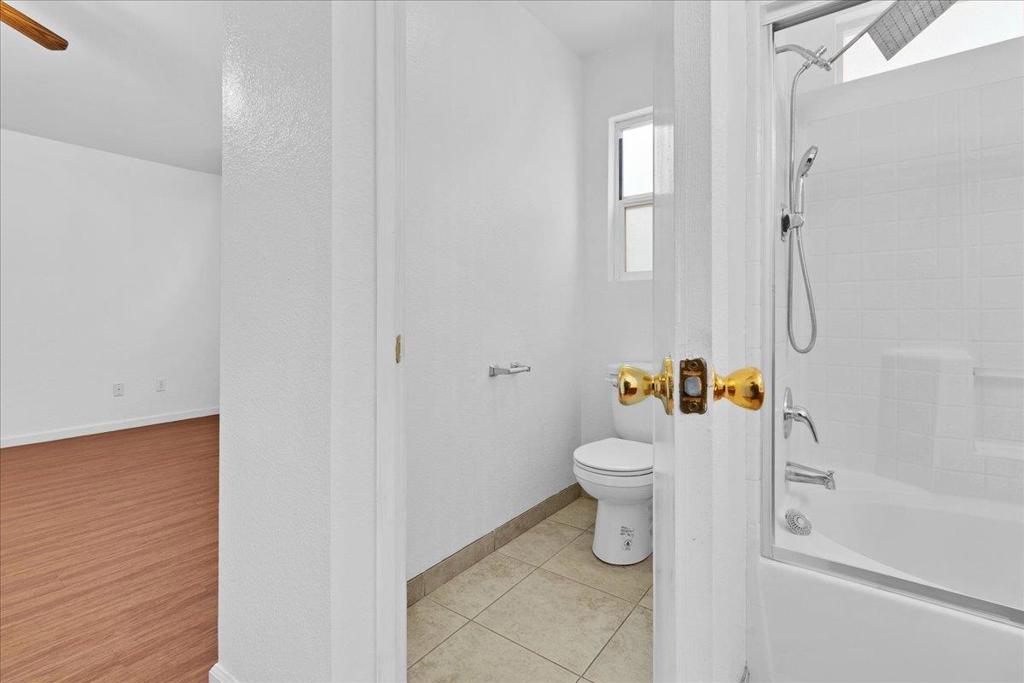 1986 Woodhaven Ct, Merced, CA 95340