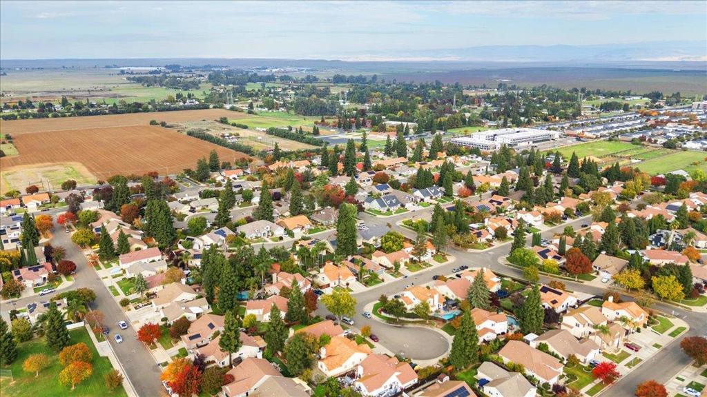 1986 Woodhaven Ct, Merced, CA 95340