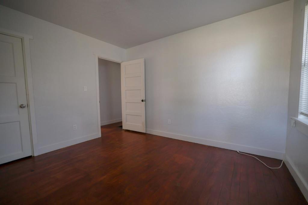 360 E 19th St, Merced, CA 95340